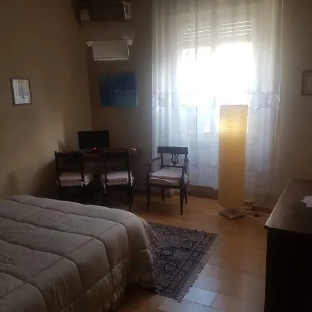 La Casa Di Laura لوكا
